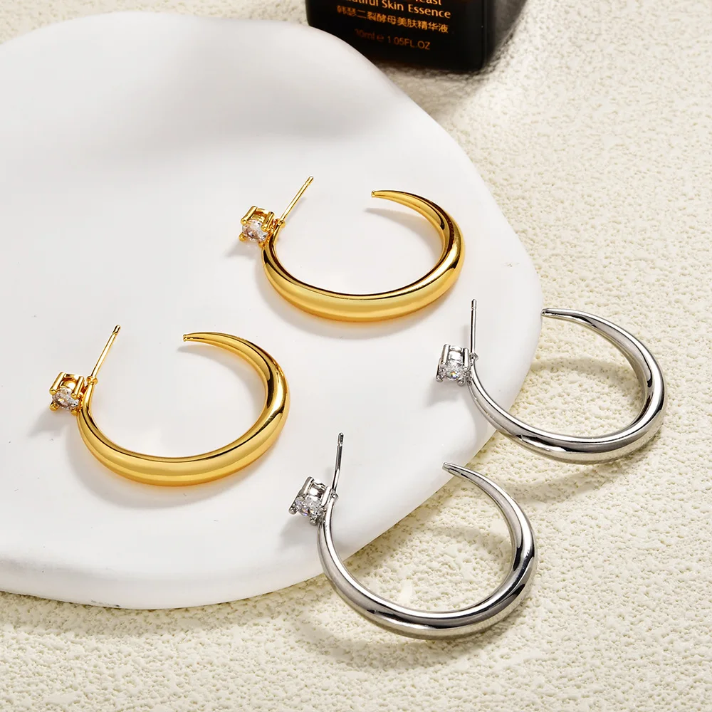 Temperament Fashion Gold Big Earrings Exquisite High Sense Personality Generous Silver Plain Ring Earrings 2026 New Earrings