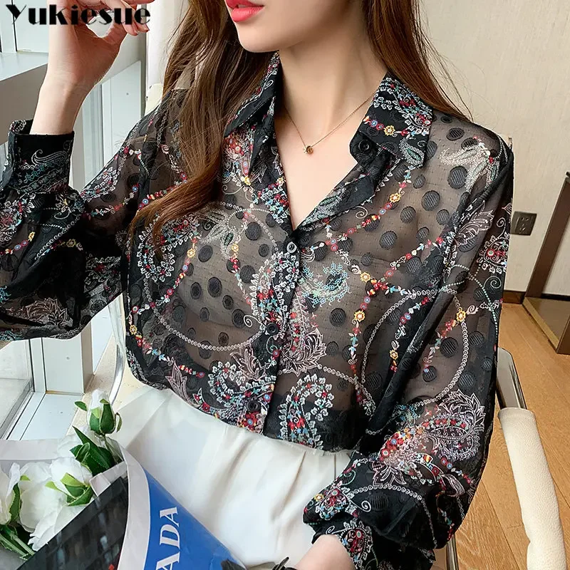 韓国ファッションプリント女性のシャツ刺繍プリント長袖気質シフォンシャツ 2025 春の新ルーズラペルトップ