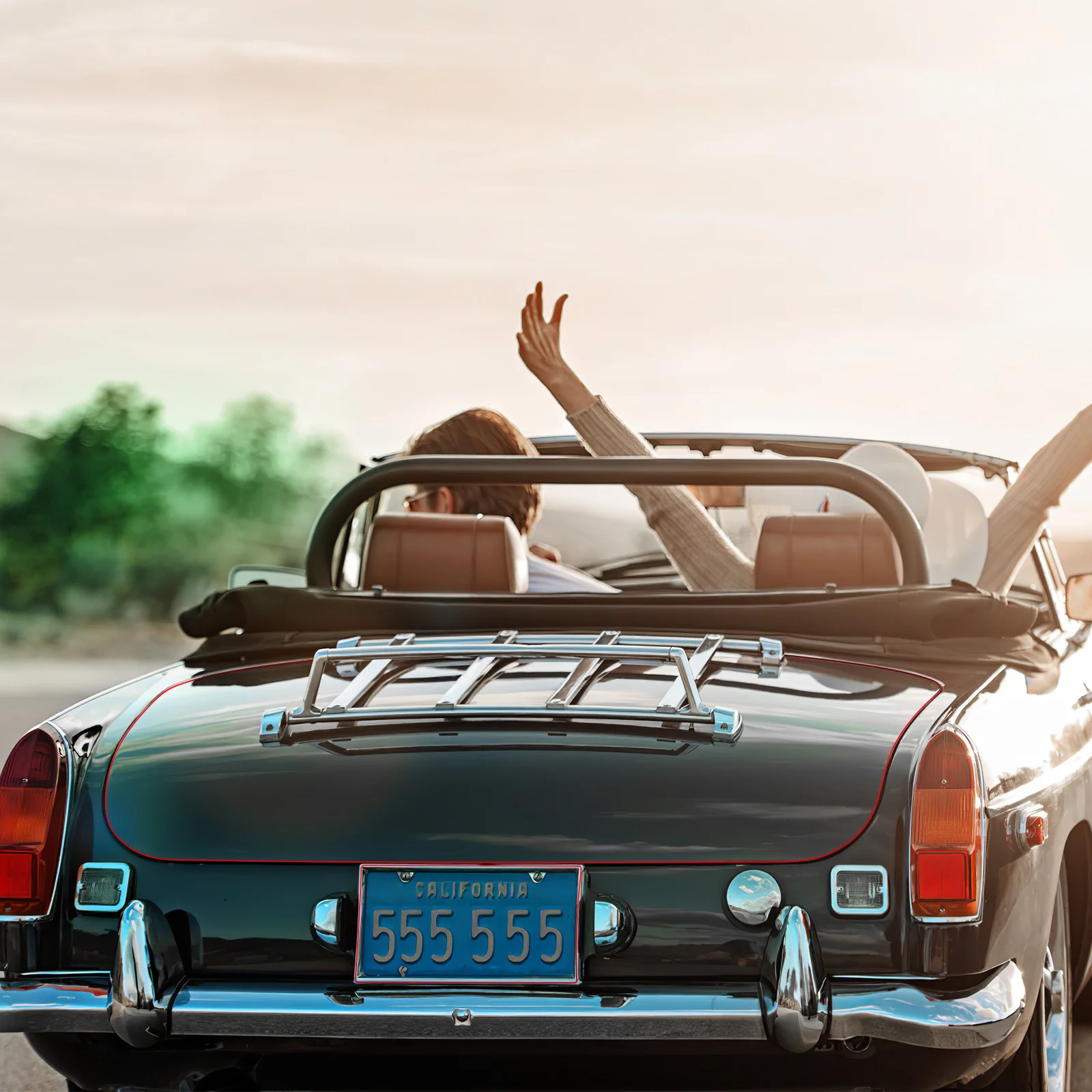 شريط زخرفي مرن للسيارة بطول 33 مترًا لتزيين لوحة قيادة الباب الداخلي للسيارات