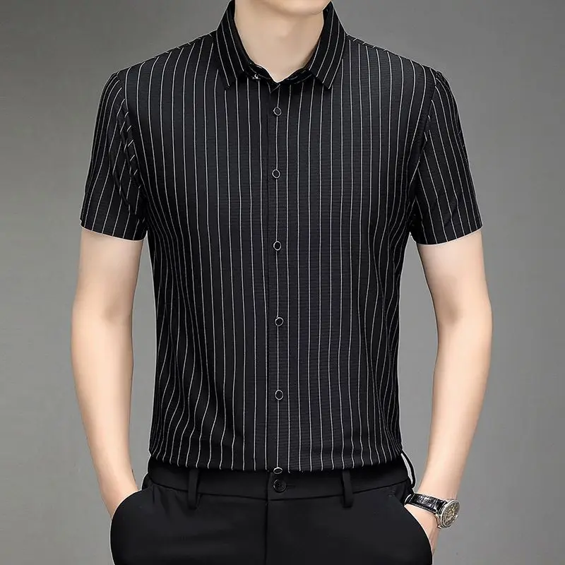 

Men's Premium Summer Business Short Sleeve Shirt Crafted from Ice Silk with Stripe Pattern for Middle-aged and Professionals