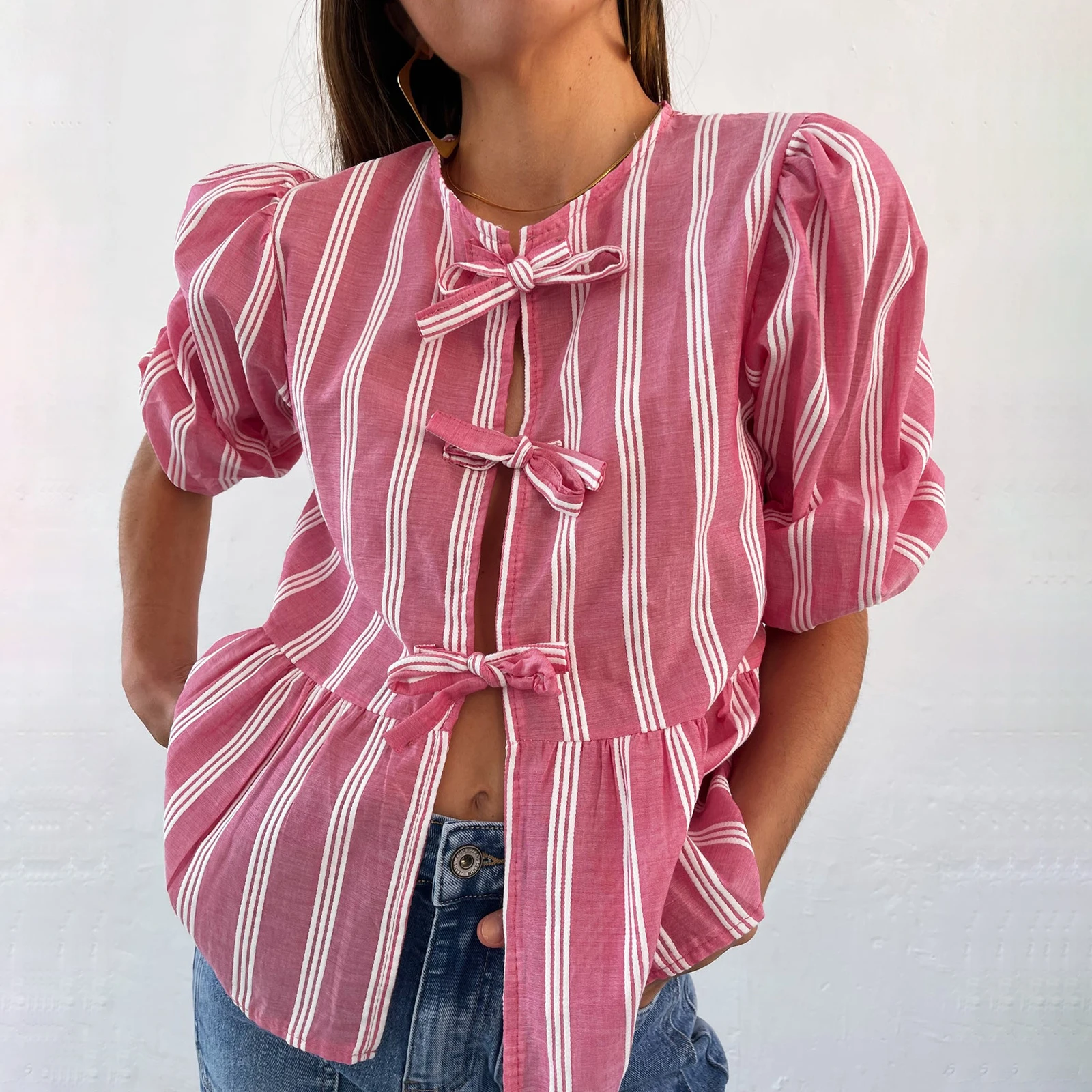 Gaono Women Tie Front Peplum Shirt Y2K Puff Sleeve Striped Babydoll Blouse Tops Summer Cute Ruffle Hem Bow Tie Shirt