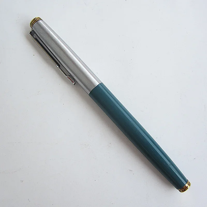 Old Stock YongSheng Fountain Pen 803 Iridium Gold Pen For School Students' Writing Practice Stationery produced in the 199s