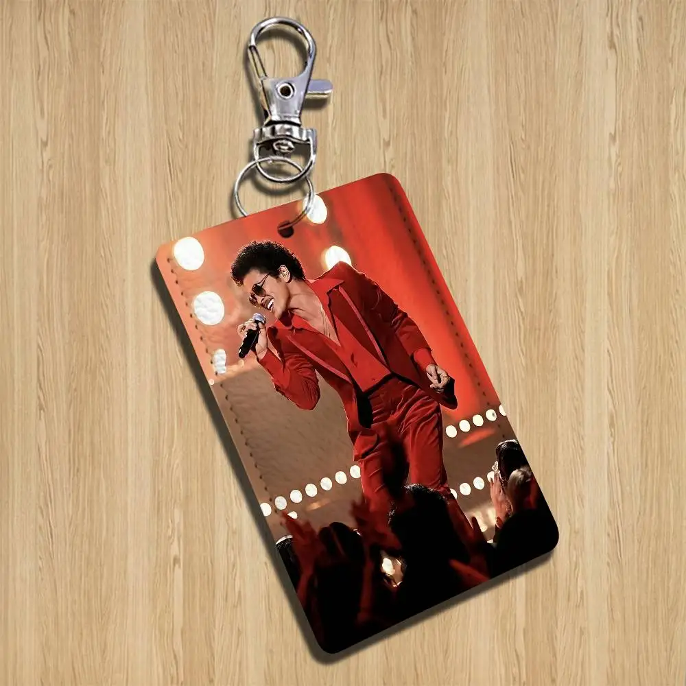 Cooler Bruno Mars T-The Romantic Cartoon Sänger Anime Kartenanhänger Mode-Anhänger Taschen-ID-Türkartenetui Buskartenetui Niedlich für Erwachsene