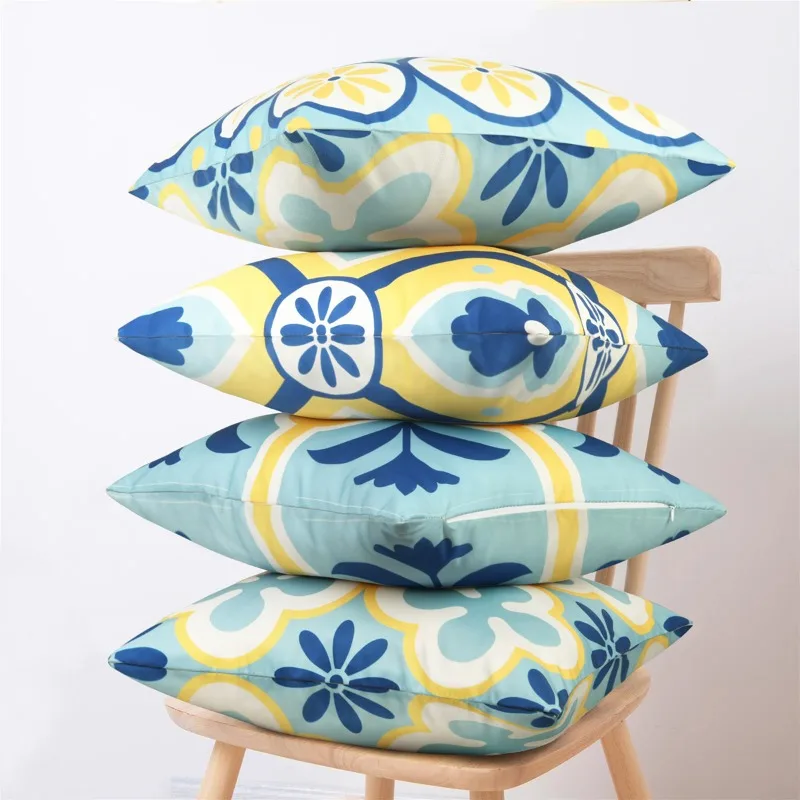 

2-Piece Waterproof Cushion Cover for Outdoor Geometric Print Stain Garden Resistant Pillow Case Modern Pillow Cover for Sofa