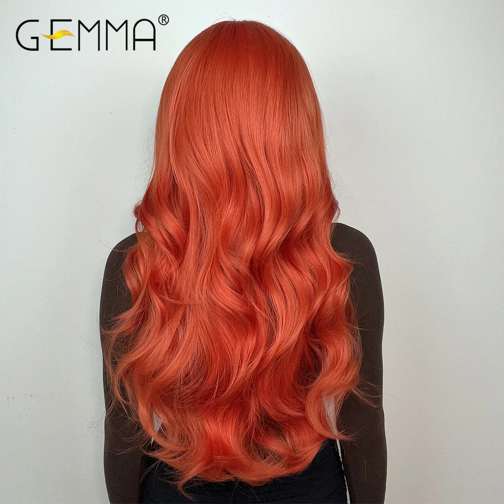 GEMMA-Peluca de cabello sintético para mujer, cabellera artificial de fibra resistente al calor, color rojo largo ondulado, Natural, para Cosplay diario, con flequillo