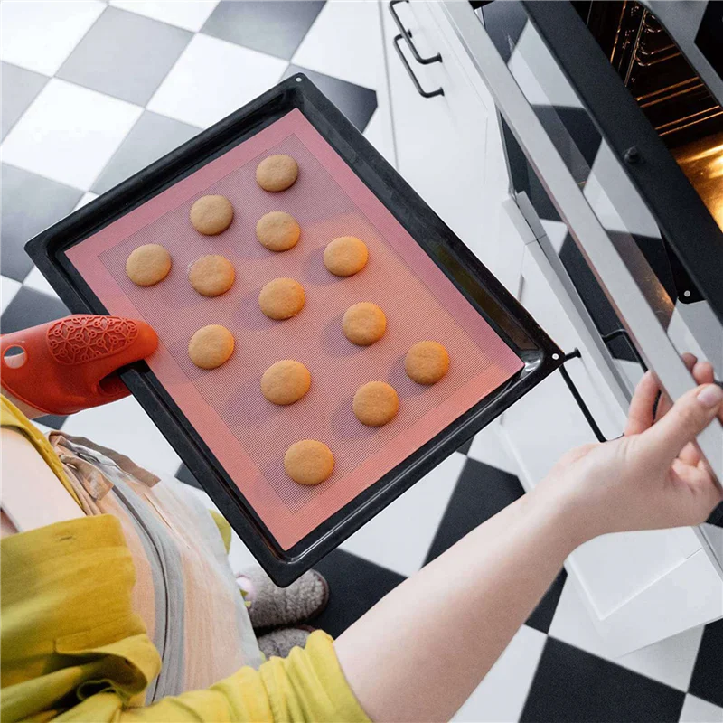 

Perforated Baking Mats,4PCS Pink Silicone Mat For Half Sheet,Non-Stick Reusable Oven Liners For Making Bread/Pastry-B09B