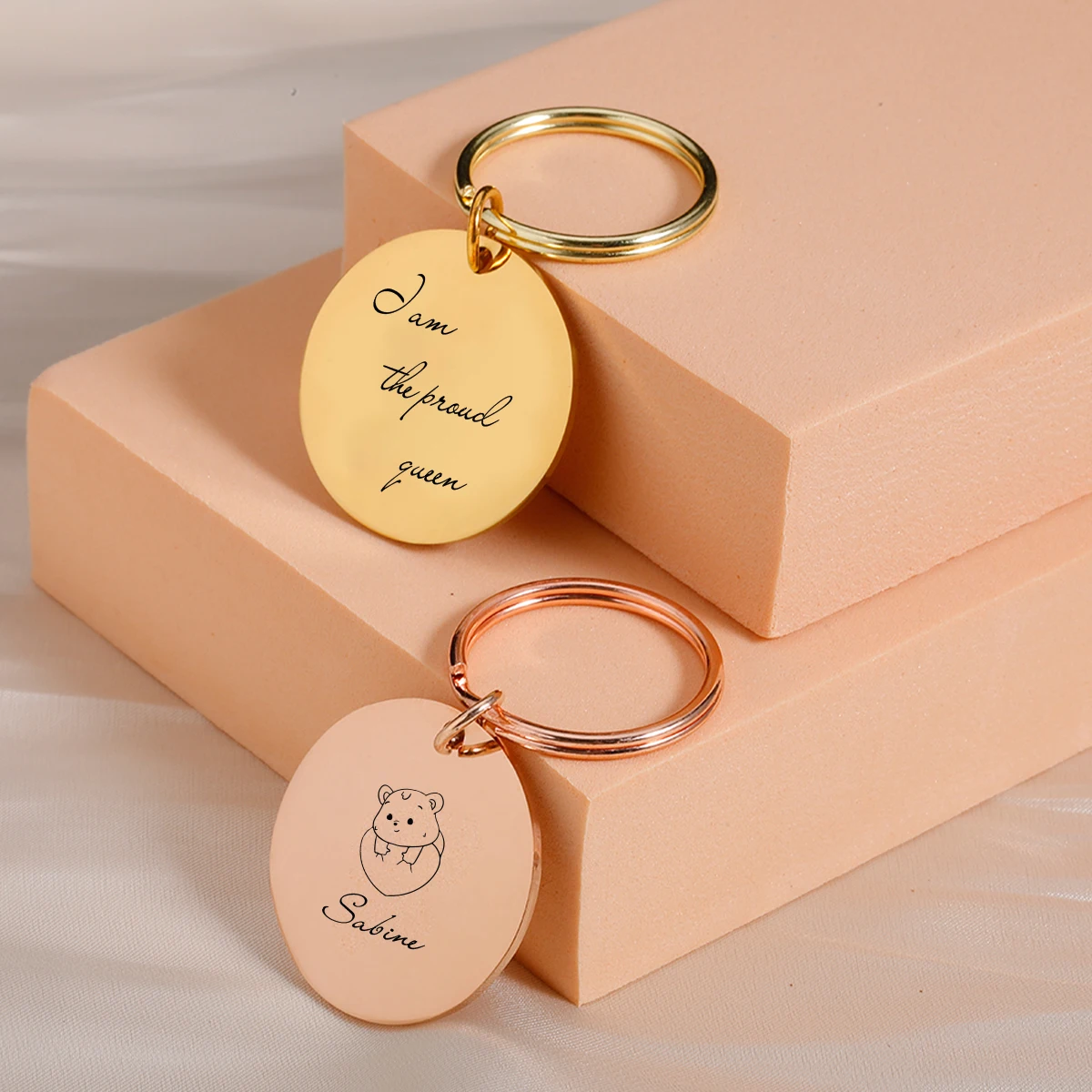 1pc Cartoon love bear Custom Name and text Pets Name Tags Anti-lost Nameplate Anti-lost Collars Tag  Cat Tags Engraved