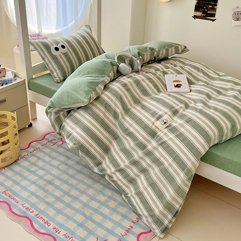 100% Cotton Minimalism Stripes Bedding Set, Lovely Big Eyes Embroidery Single Size, Back to School for Student Dormitory Decor
