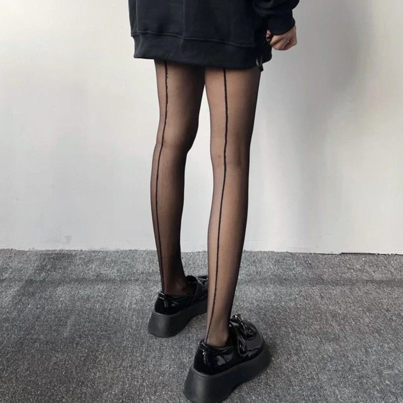 المرأة مثير الرجعية انظر من خلال جوارب طويلة مع الجبهة الخلفية التماس العمودي شريط الروبيان خط شير الجوارب جوارب حريري