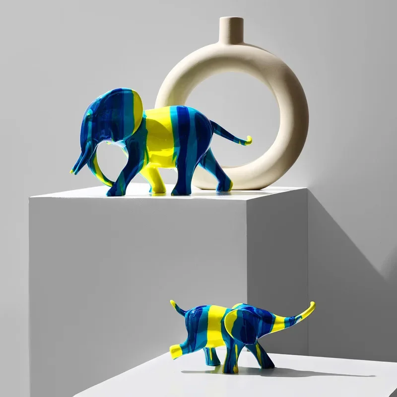 Nordic Art Camouflage Elephant Ornament A Pair of Resin Creative Off Home Decorations