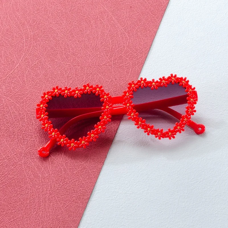 2026 Neue Herzförmige Kinder-Sonnenbrille Schillernde Farben Modischer UV400-Schutz Outdoor-Sonnenbrille für Kleinkinder Mädchen Jungen – Detail 3
