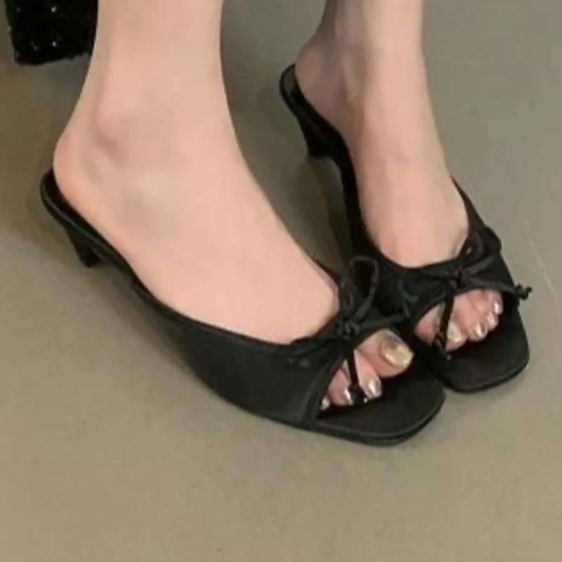 

Французские универсальные сандалии на шпильке для женщин, летняя одежда, новинка 2023 года, удобные универсальные римские сандалии с пряжкой в стиле ретро в стиле ретро