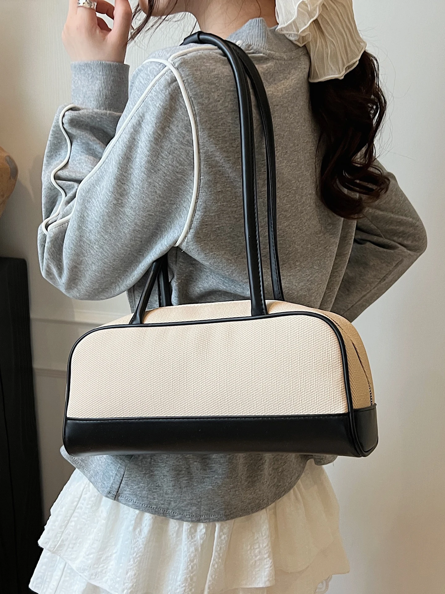 

Женская сумка большой вместимости, летняя универсальная сумка на плечо, новинка 2025, повседневная сумка подмышками, корейская версия, офисная дорожная сумка