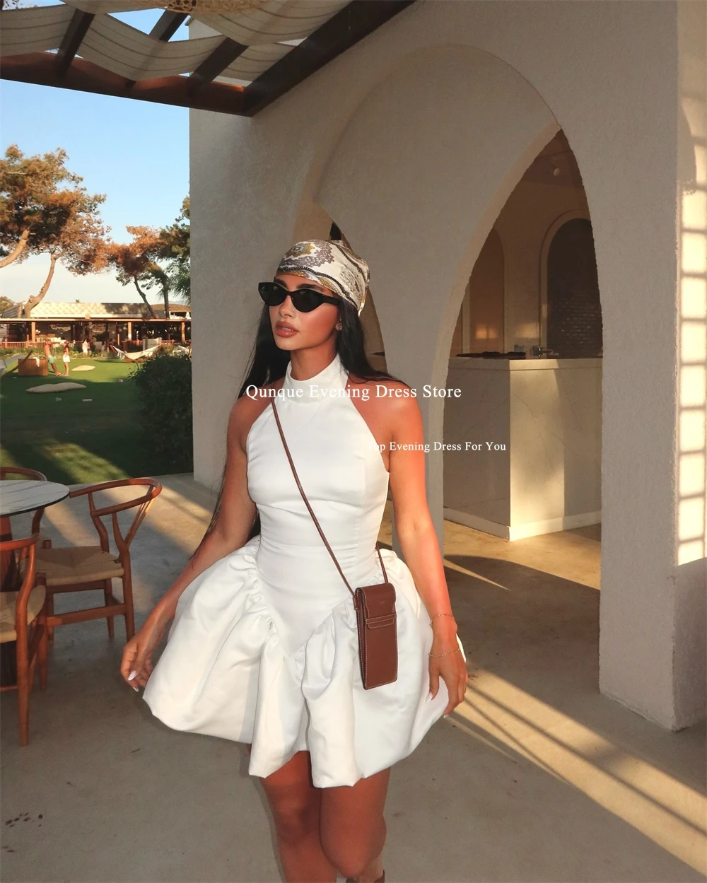 Qunque moderne robe De bal courte robe De mariée sans manches col haut Satin Mini robe De soirée plage plis robes De Novia personnalisé
