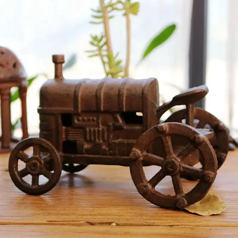 Rustic Cast Iron Classic Table Tractor Model Home Garden Desk Decorative Shopcase Display Handmade Metal Farm Tractor Figurines