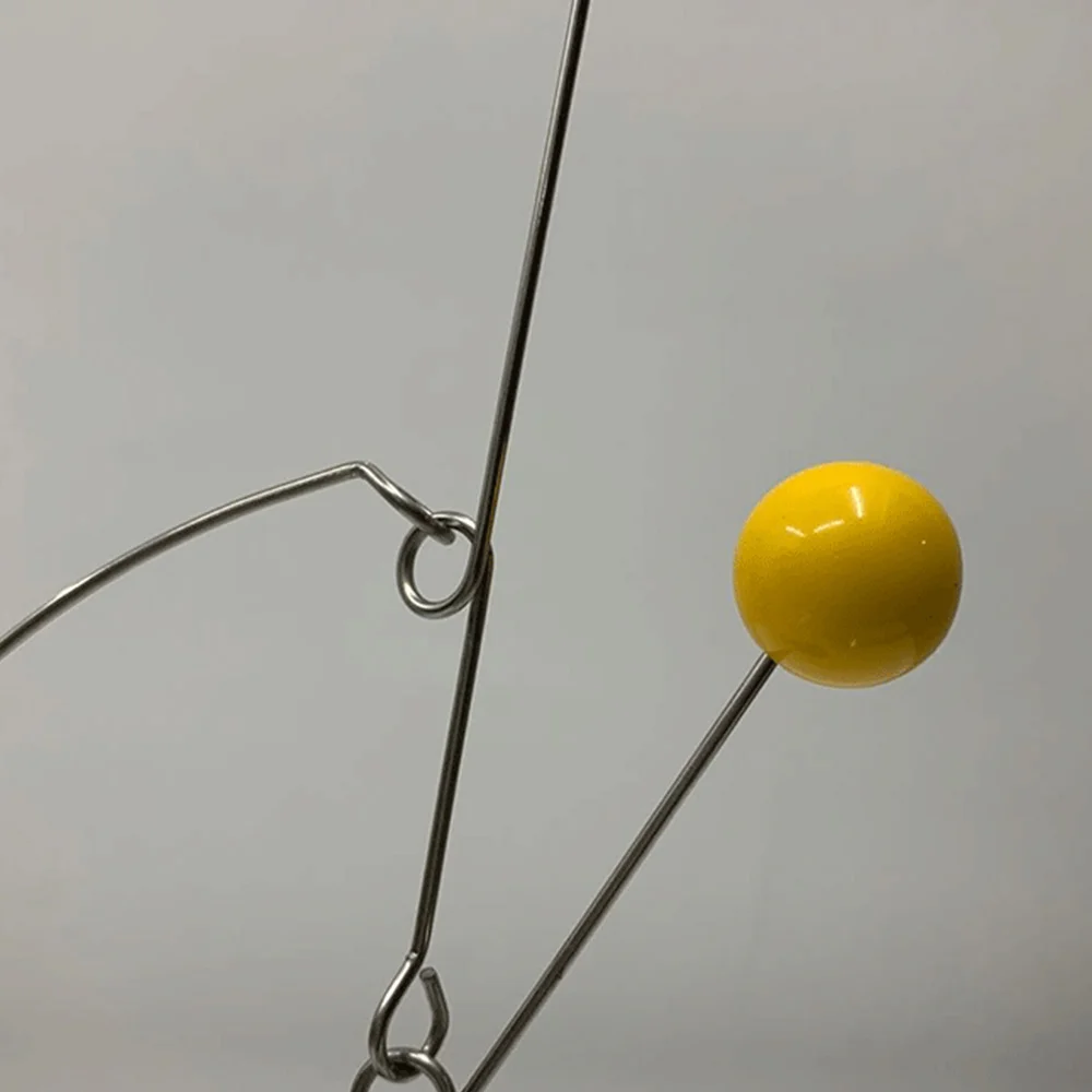 تتجه الآن مكتب الهواتف المحمولة Calder مكتب التوازن جهاز النحت الديناميكي الديكور Ins المتخصصة فن الديكور-1