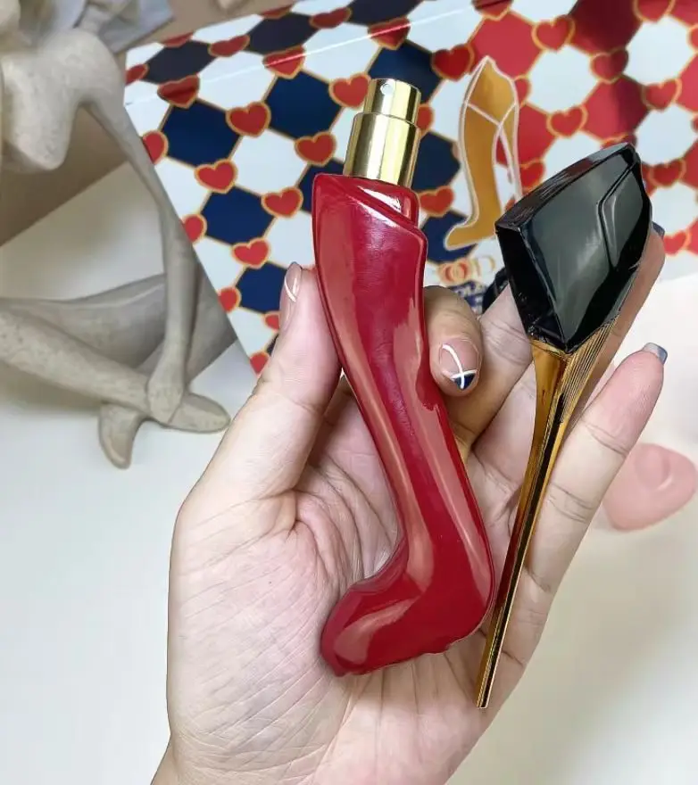 Good Girl perfume, floral and fruity, warm and charming, perfect holiday gift