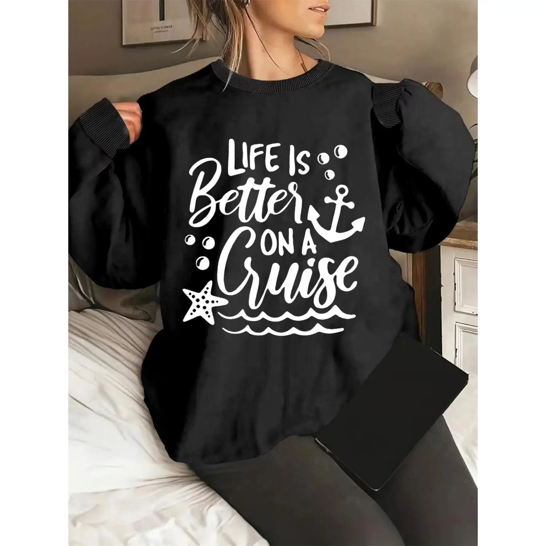 

Oversized Frutti di Mare Graphic Sweatshirt for Women, Lobster Oyster Seafood Print Crewneck Top, Italian Food Lover Gift Casual