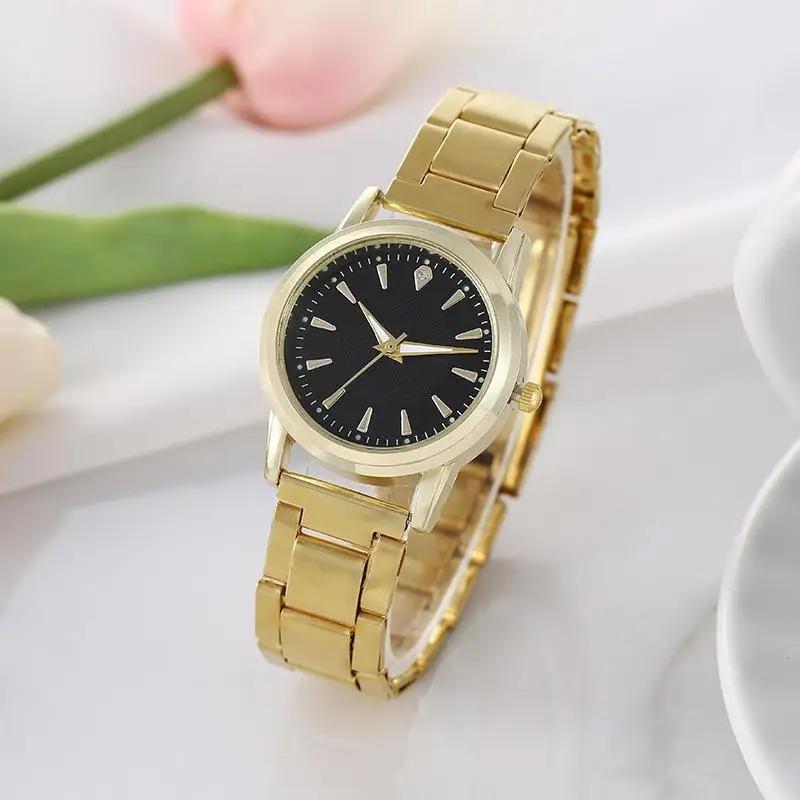 2023 new casual simple hundred with fashion watches foreign trade iron band quartz wristwatch students small watch quartz watch