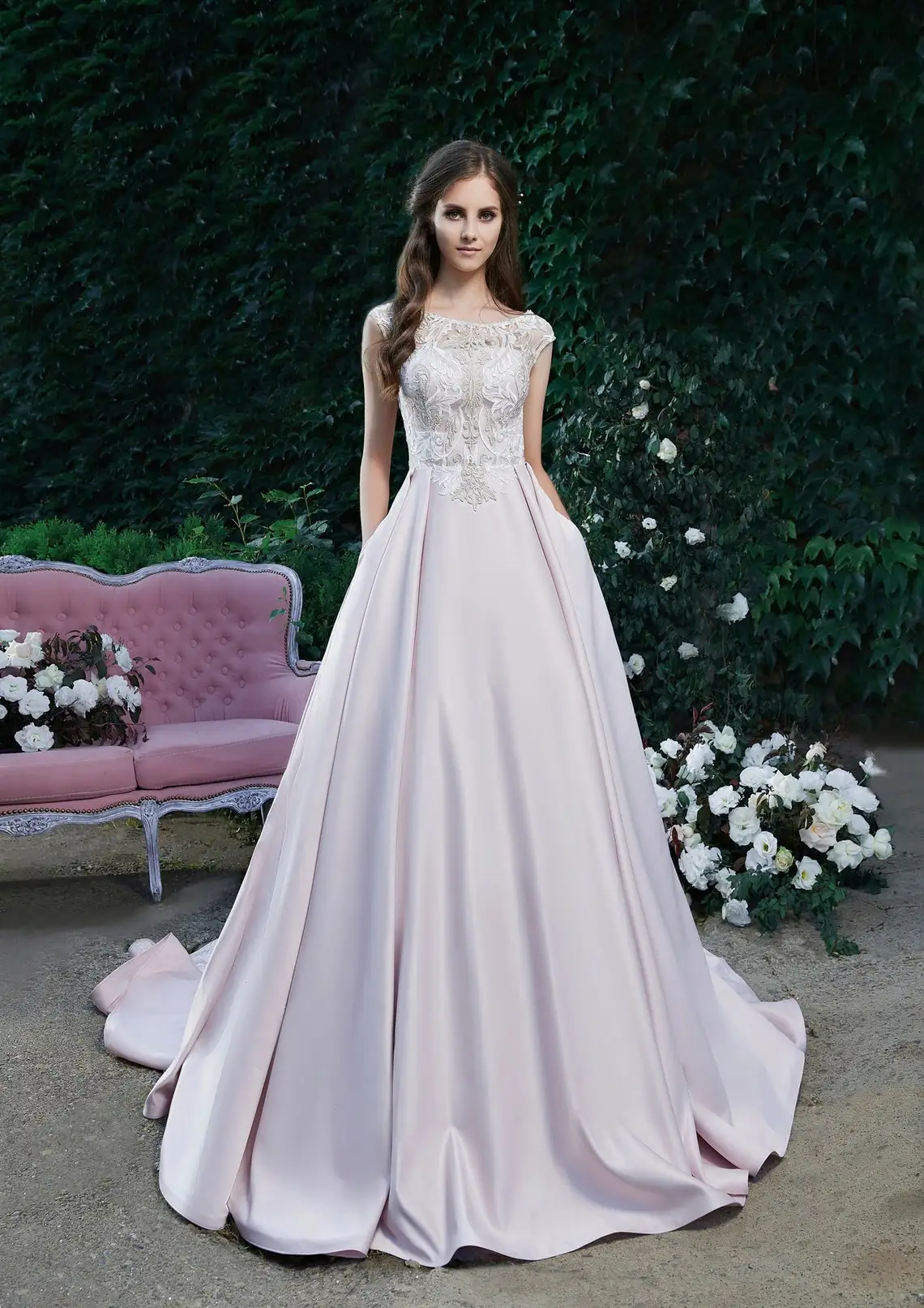 Elegant Evening Dresses Satin Long A Line with Pockets Cap Sleeves Lace Prom Gowns Formal Party Women Occasion Dress