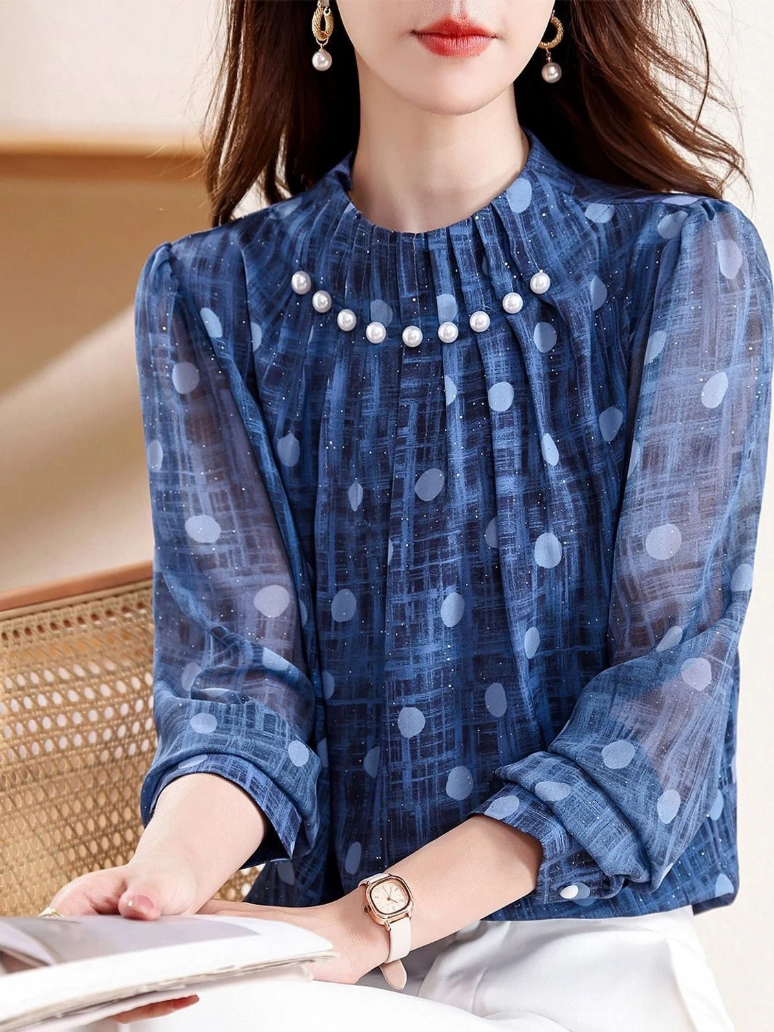 

Faionable Long Sve Printed Chiffon irt Women's Autumn New Sle Elely Collared Slimming Top for Mom Commute Wind