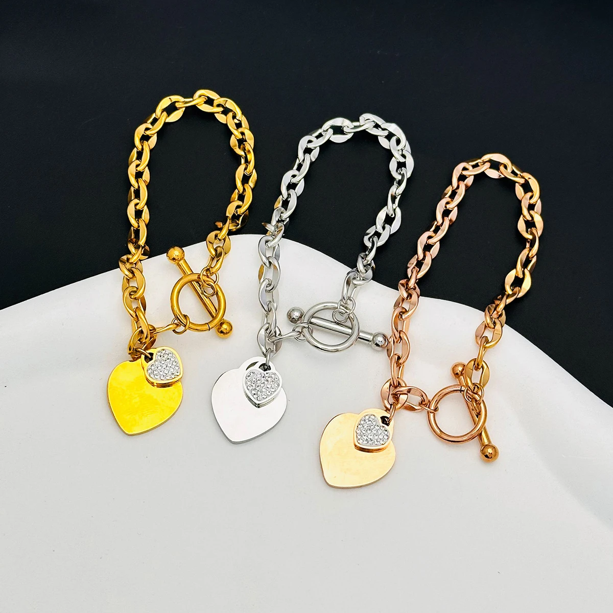 Niche Love Bracelet Versatile Peach Heart OT Buckle Design, New Style Temperament Jewelry