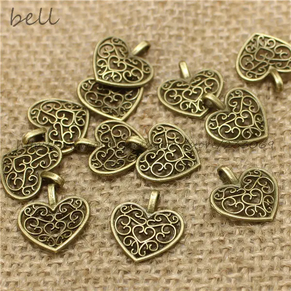 100Pcs 15*16mm Hollow Filigree Heart Charms Three Color Vintage Metal  Trendy Heart Pendant for Jewelry
