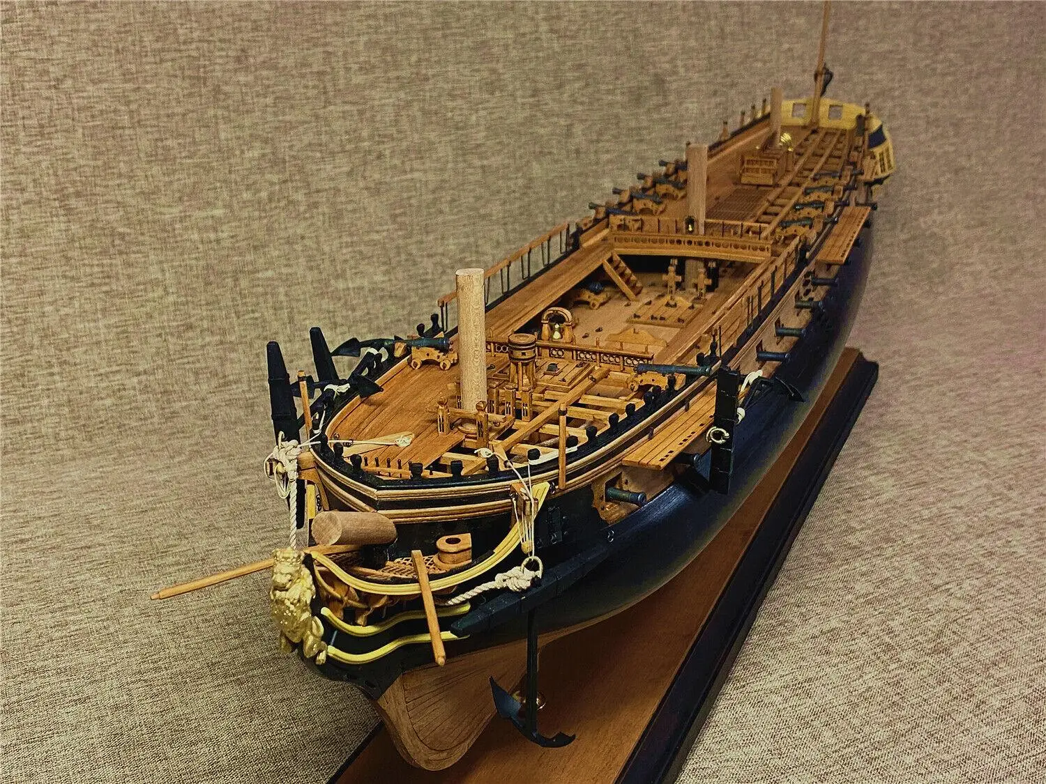 crown La Belle Poule 1780 1/72 670mm 26“ Wooden Model Ship Kit