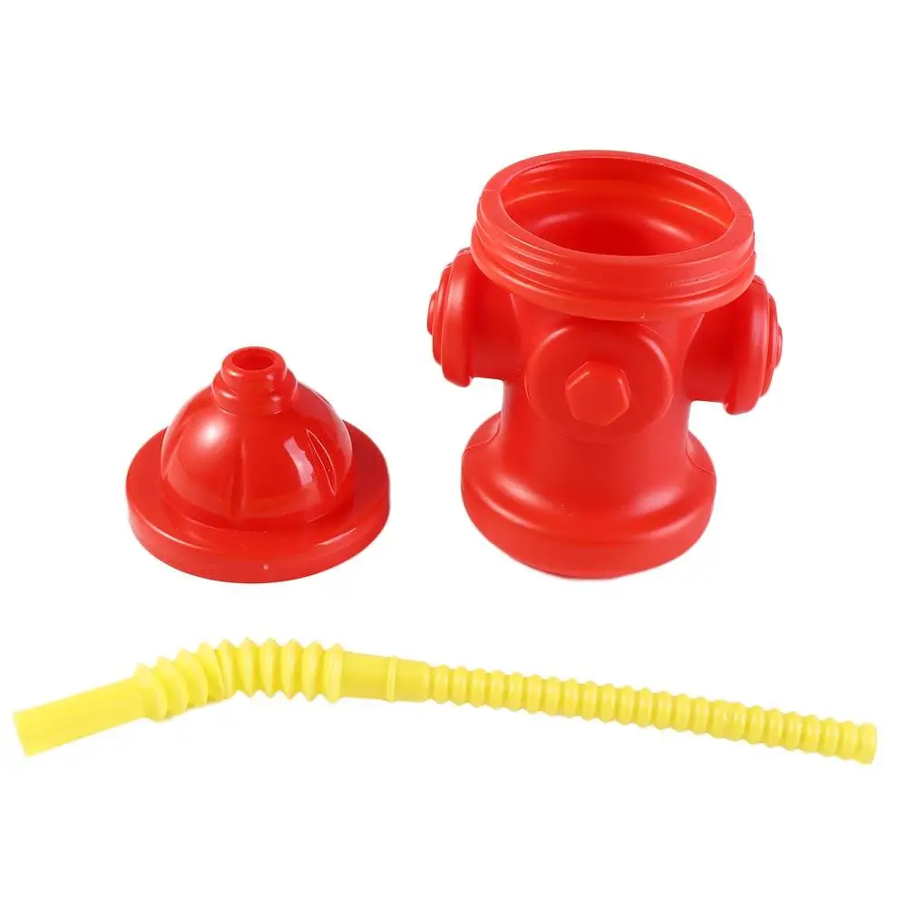 Novelty Fire Hydrant Straw Cup Red Plastic Fire Hydrant Water Cup Reusable with Lids Party Supplies Fireman Birthday Party