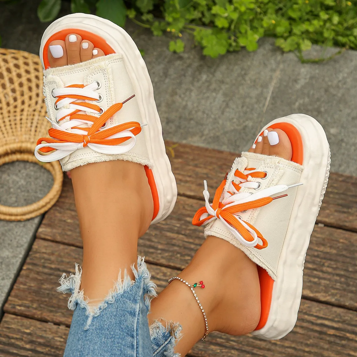 Women Slippers 2024 New Summer Fashion Flats Platform Shoes Casual Lace Up Sandals Designer Flip Flops Zapatos De Mujer Slides