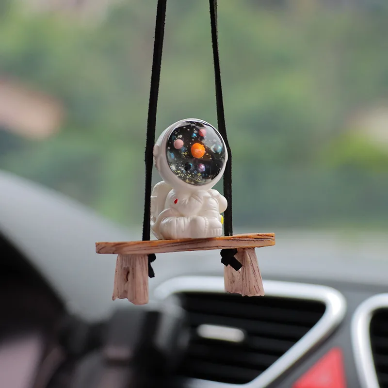 Creative astronaut car pendant rearview mirror pendant back packaging accessory