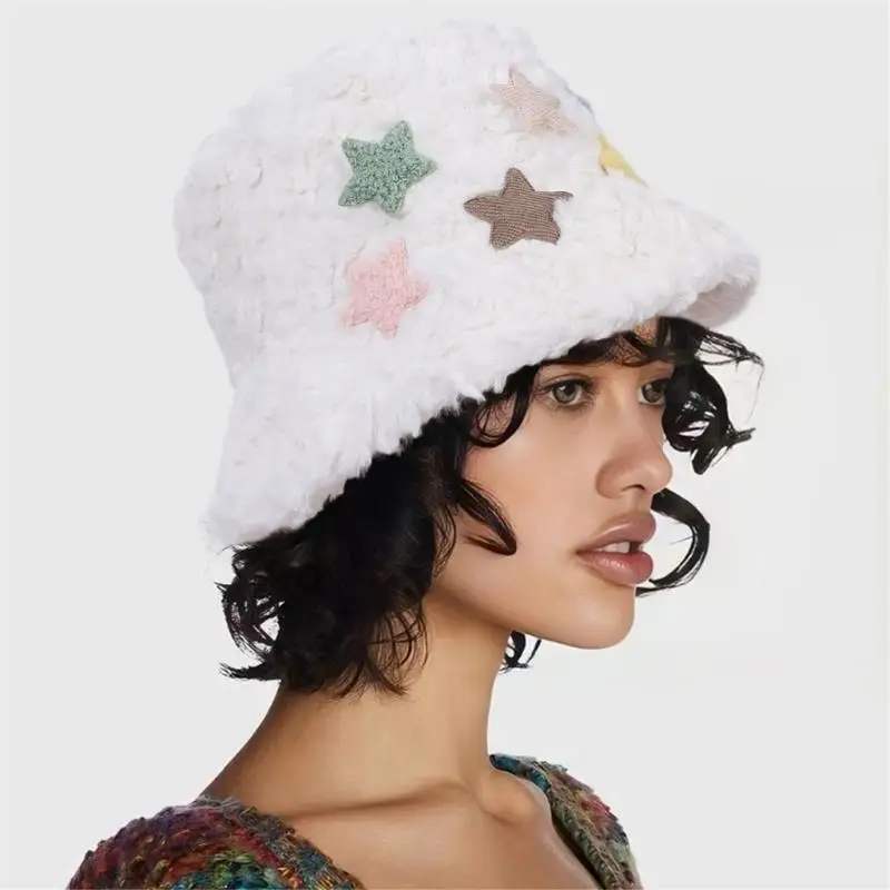 652F المرأة لطيف ملون نمط نجمة دلو قبعة الشتاء القطيفة بيني قبعة الصياد