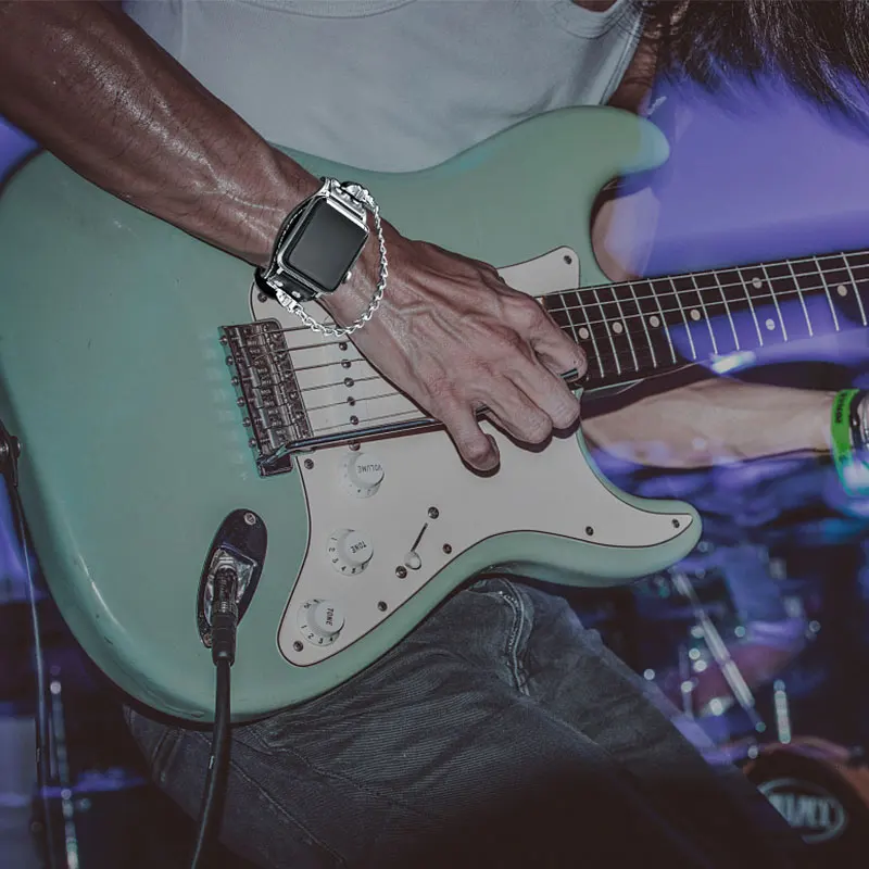 Bracciale con teschio alla moda compatibile con cinturini per Apple Watch 49mm 45mm 44mm 42mm 41mm 40mm 38mm cinturino Steampunk con catena punk