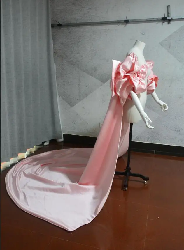 Pink Satin Fashion Bow Cap With Long Train Sleeve Hang Big Detachable Access Bow custom size