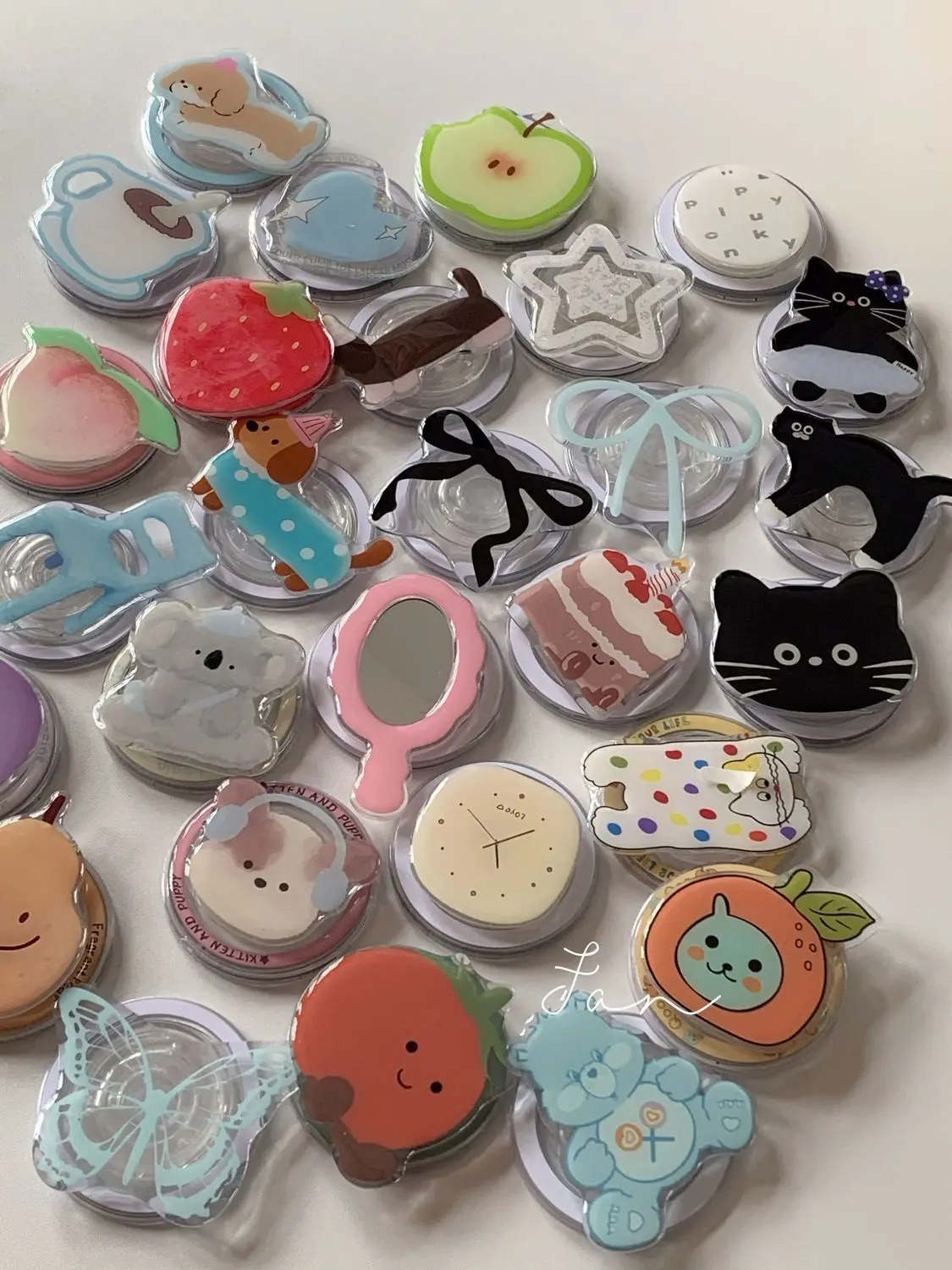 

Магнитный держатель с фруктами из мультфильма, держатель для телефона Grip Tok Griptok, поддержка IPhone 16, 15, 14, подставки Smart Tok