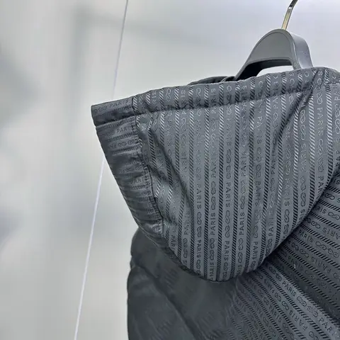 8 best sales Prada-kläder - №5