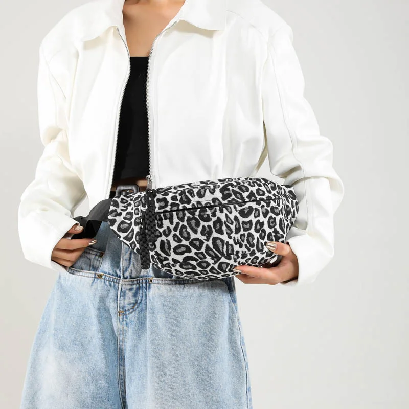 Leopard Print Canvas Waist Bag Fashion Trend Fanny Pack Woman Chest Pack New Female Belt Bag Designer Shoulder Crossbody Bags