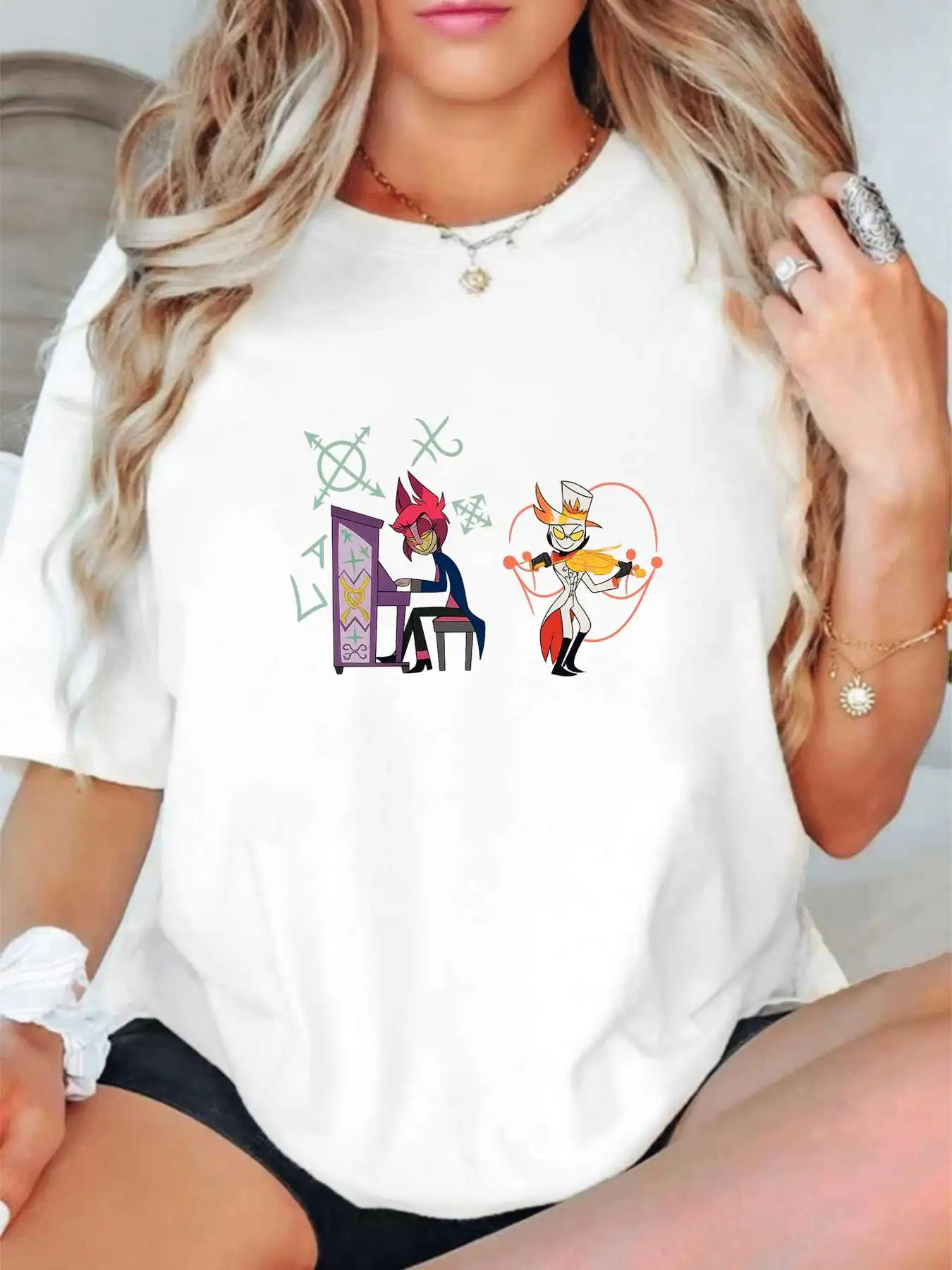 

【1142629】 Женская футболка больших размеров с круглым вырезом и короткими рукавами, эластичными половинными рукавами и модными принтами