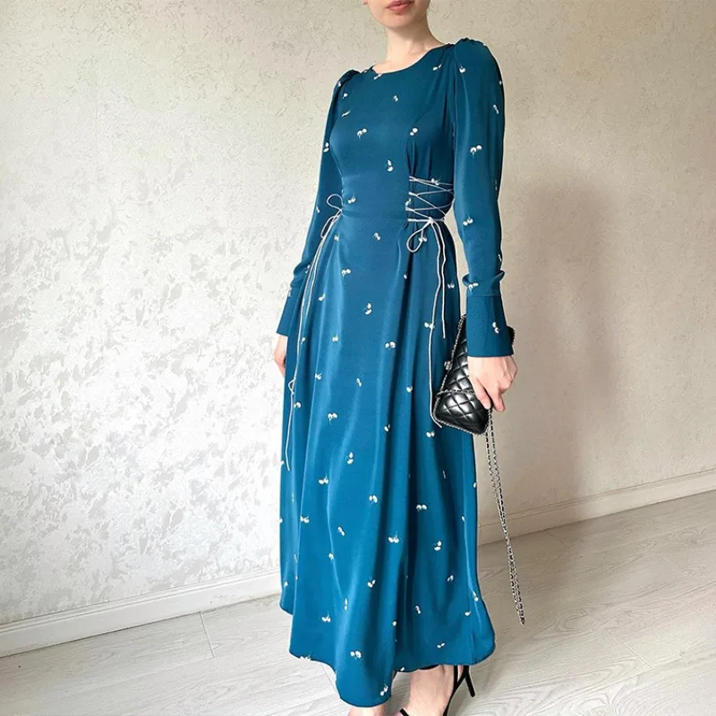2025 New Islam Abaya Dress for Ladies Temperament Robe Muslim Fashion Long Waist Europe and America