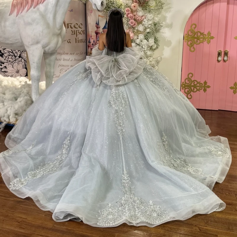 

Light Gray Shiny Ball Gown Quinceanera Dresses Applique Lace Beading Crystal Tull Bow Corset Off Shoulder Sweet 16 Dress vestido