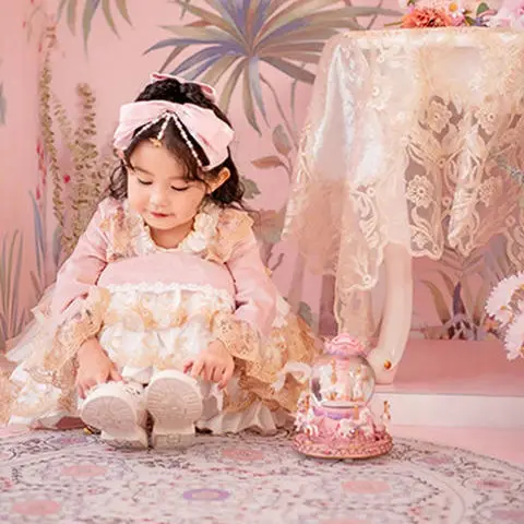 スペインの長袖プリンセスドレス,女の子のためのヴィンテージロリータ服,誕生日パーティーのためのレースのステッチ,長袖,モデル2023