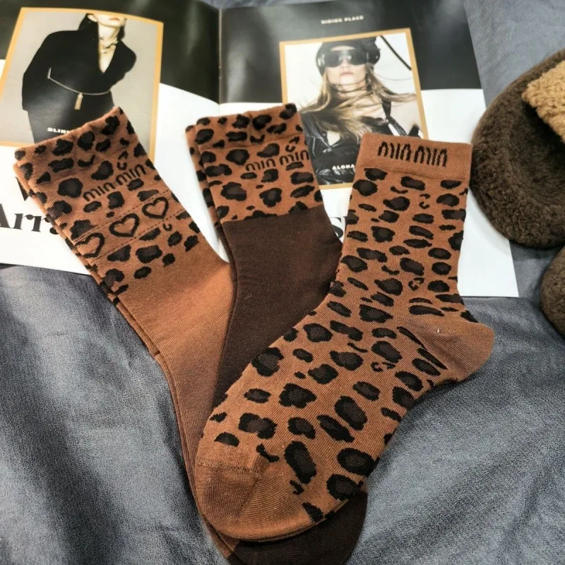 Women Socks Cotton Terry Thick Winter Warm Sock Retro Cool Leopard Print Cotton Animal Girl Gift Funny Holiday Winter Kawaii Sox