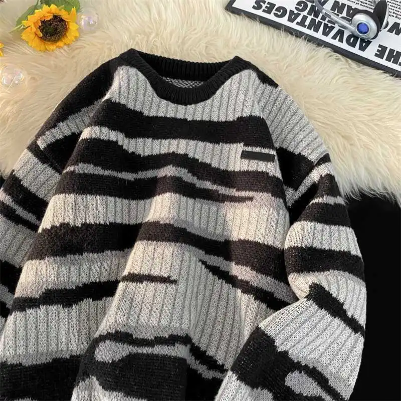 Retro Black Sweater Men Stripes Contrasting Color Pattern Soft Knitting Pullovers Casual Round Neck Loose Oversized Sweaters