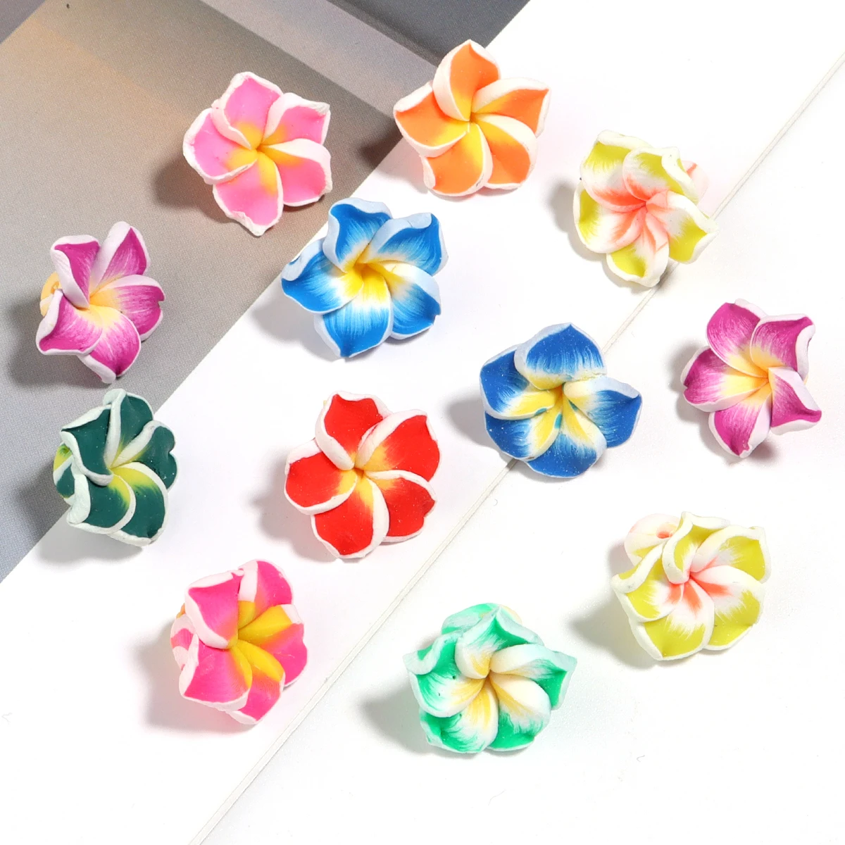 10pcs Polymer Flower Beads Mix Color 3 Sizes Plumeria Flower Loose Clay Beads for Jewelry Making DIY Earring Ornaments