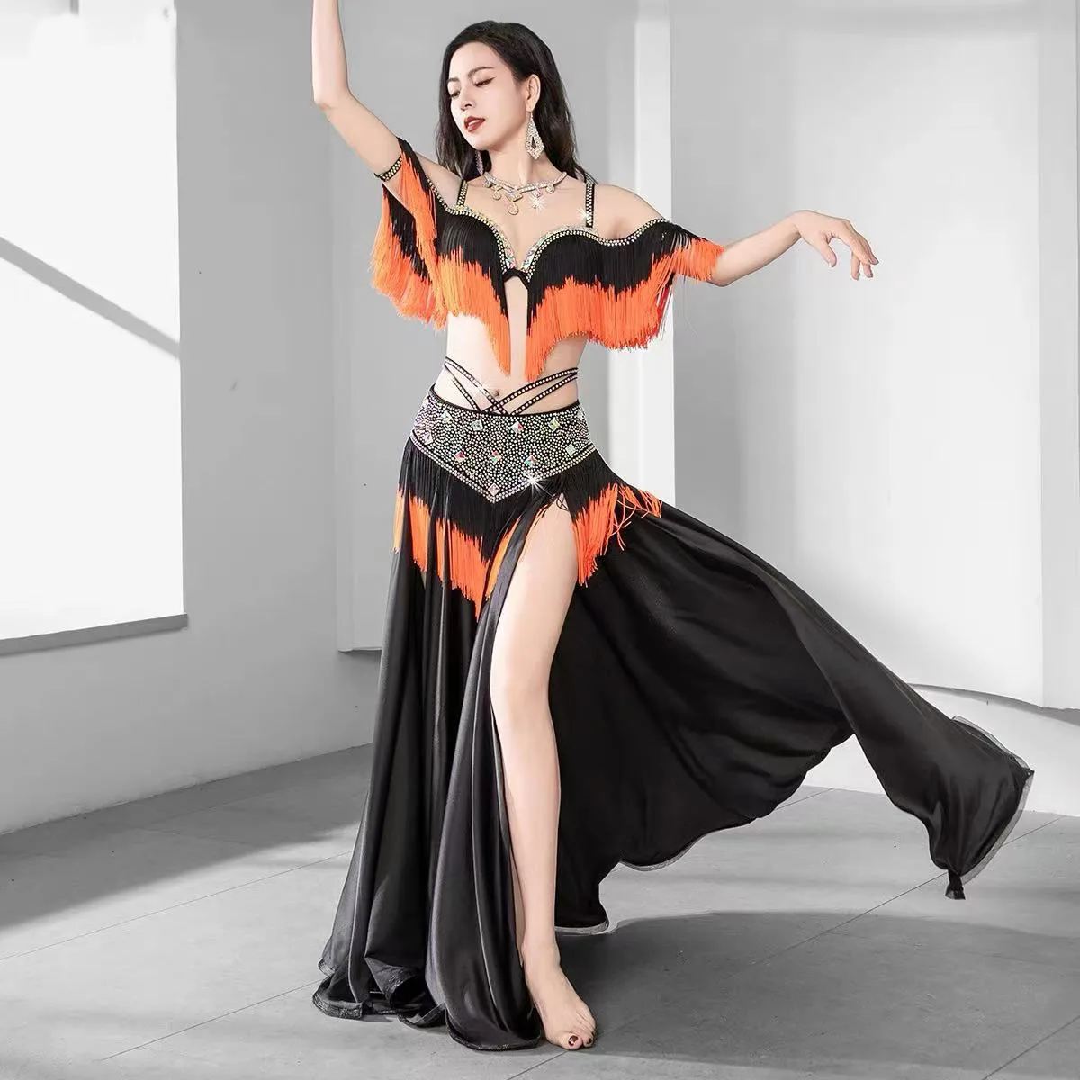 

Egyptian Belly Dance Costume Women Tassel Oriental Outfit Rhinestone Beaded Bra Belt Maxi Skirt Group Dance Competition Outfit