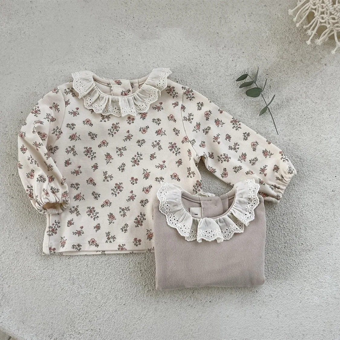 2024 Summer New Baby Girl Lace Long Sleeves Bottoming Shirt Infant Girl Cotton Flower Print Tops Toddler Boy Pure Color T-shirts