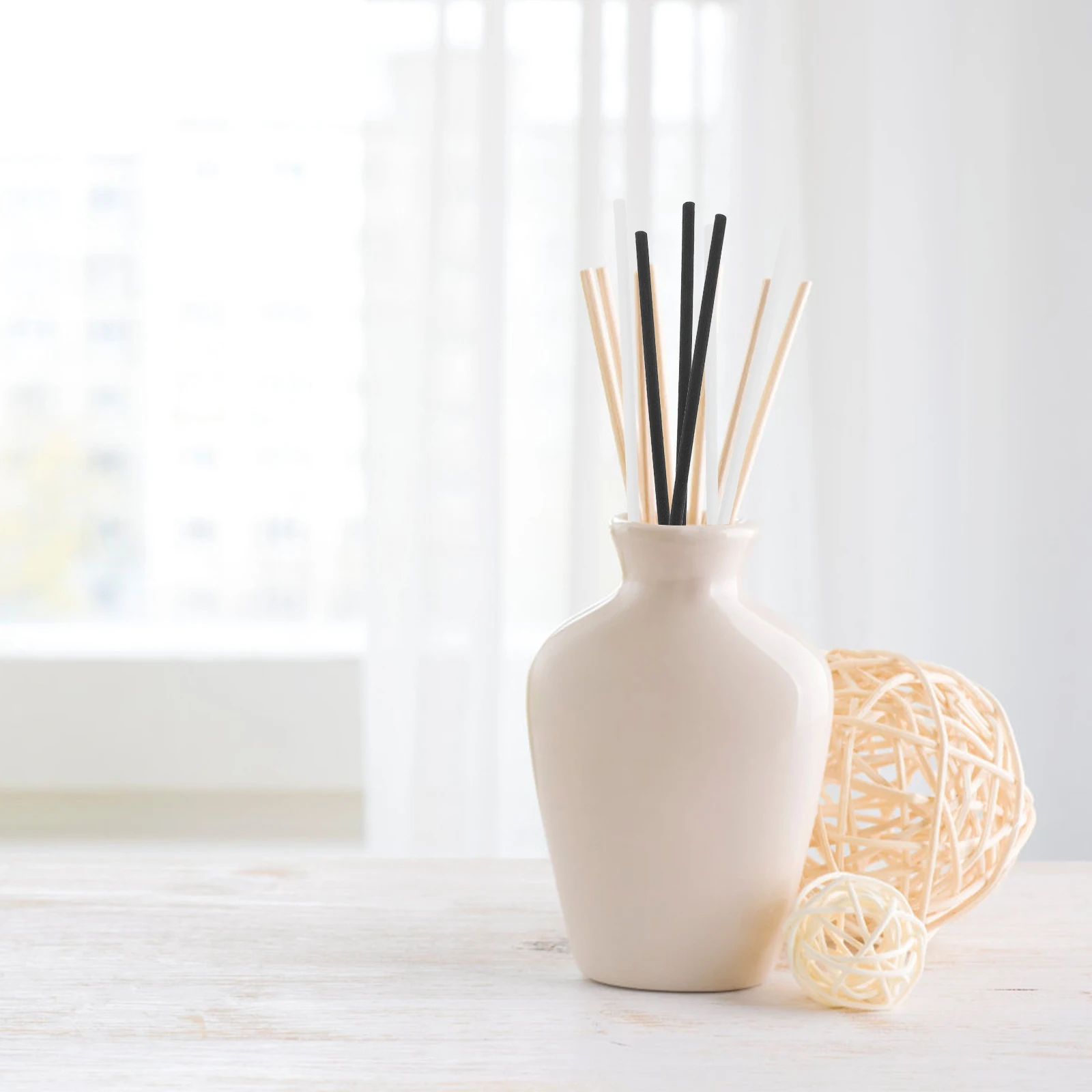 

100 Pcs Sticks 3mm White Black 18cm Essential Oil Aromatherapy Room Fragrance Spa Decorative Essential Oil Diffusers Sticks