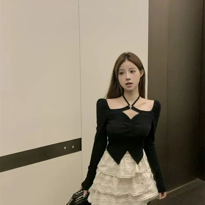 Fashion Versatile and Comfortable Collection Autumn New Black Neck Irregular Thin Knitted Sweater Women's Short Beautiful Top