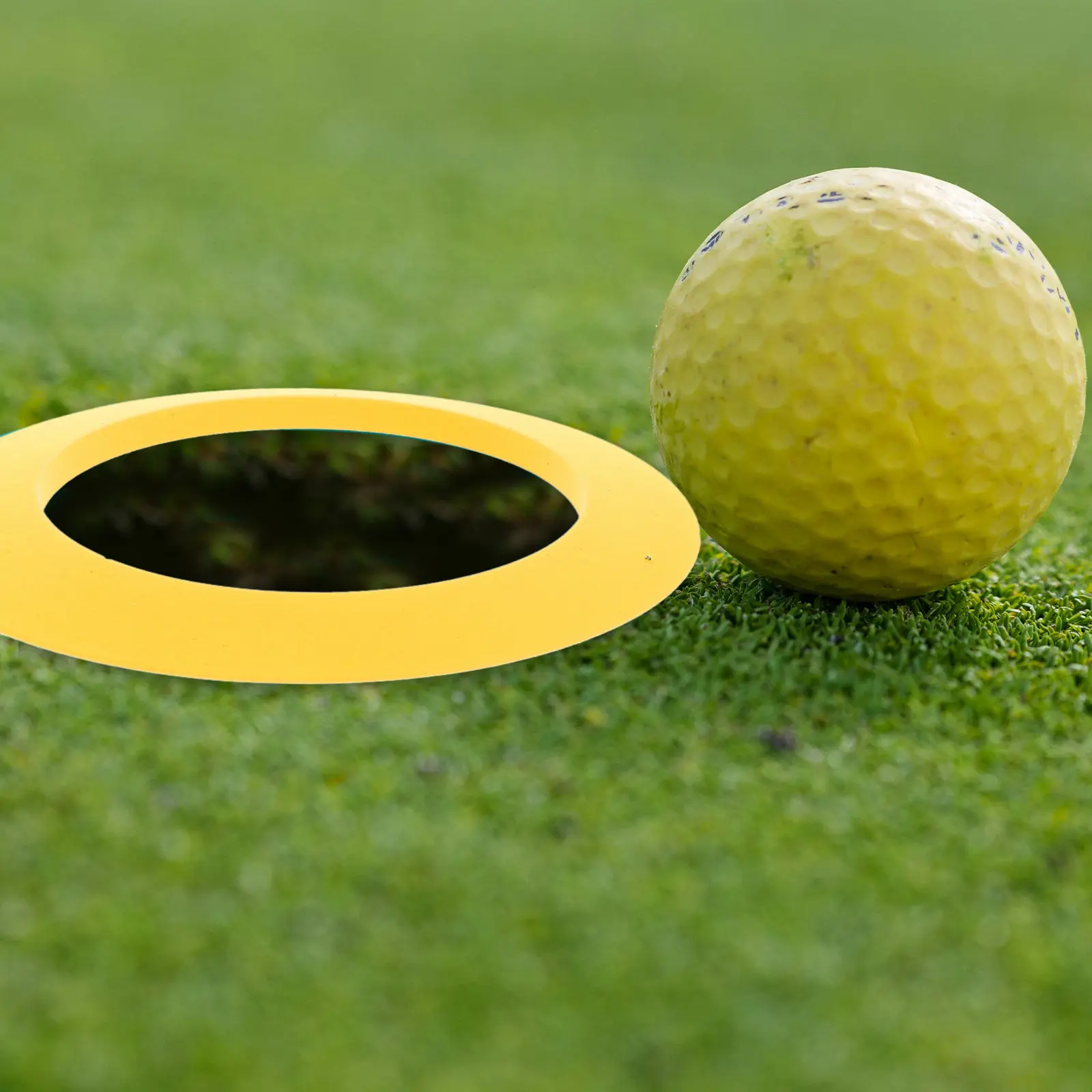 Portable Golf Putting Cup Ring Training Aid for Indoor Outdoor Practice Realistic Golf Hole Target for Accuracy Improvement