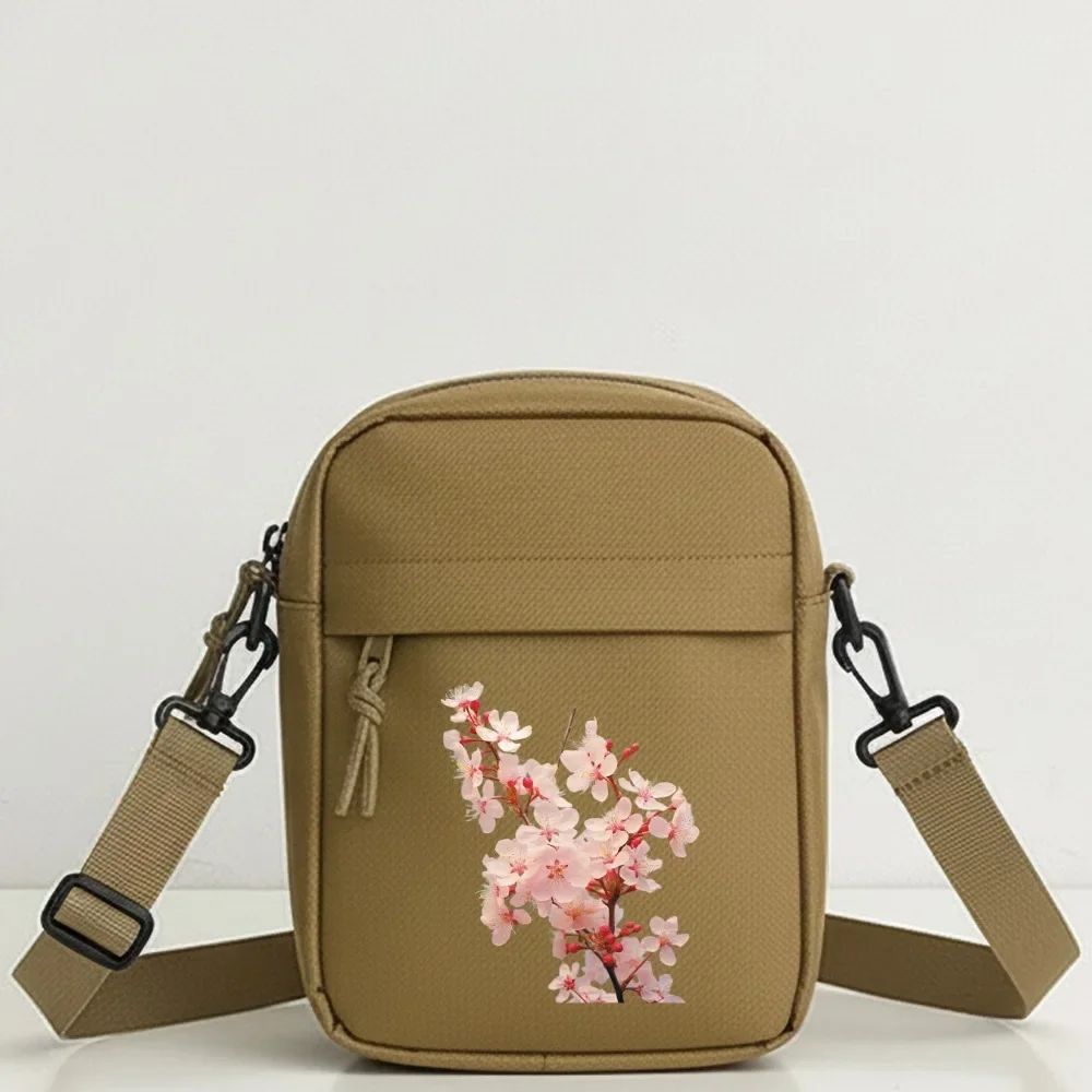 

Мини-сумка через плечо с цветочным принтом Cherry Blossom, регулируемый ремень, сумка через плечо с несколькими карманами, держатель для телефона, дорожная сумка для женщин